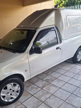 FORD COURIER 1.6 MPI L VAN 8V FLEX 2P MANUAL FORD COURIER 1.6 MPI L VAN 8V FLEX 2P MANUAL